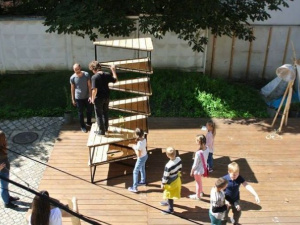 Креативное пространство в Мариуполе собирает средства на уличный конструктор