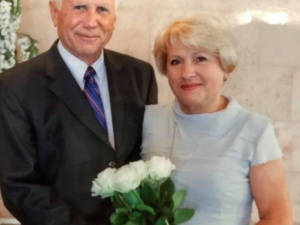 В Мариуполе «золотую свадьбу» отметил бывший депутат горсовета с супругой