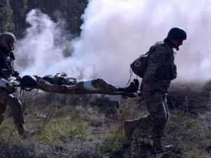 Под Мариуполем ранили украинского военного