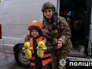 Примусова евакуація з Донеччини: з яких населених пунктів вивезуть усіх дітей