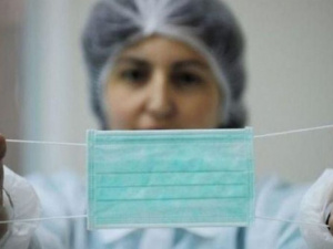 Эпидемия коронавируса и гриппа: в аптеках Мариуполя закончились медицинские маски (ВИДЕО)