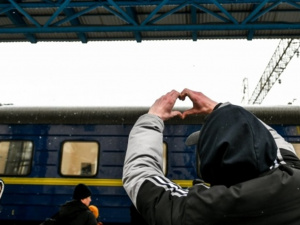 Цивільних на Донеччині закликають евакуюватися: як виїхати безкоштовним потягом у січні