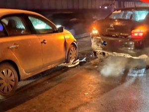 В Мариуполе в результате аварии пассажир получил черепно-мозговую травму 