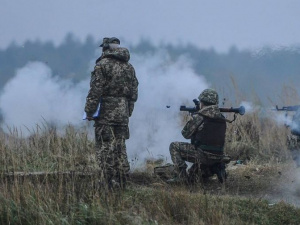 Боевики обстреляли Приазовье из запрещенного оружия. Под Мариуполем погиб украинский военный