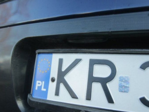 «Евробляхи» в Мариуполе: почему водители выбирают нерастаможенные автомобили