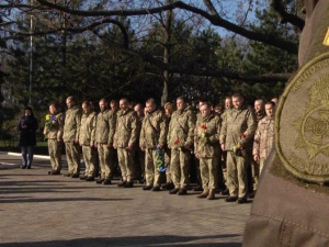 В Мариуполе почтили память воинов, отдавших свои жизни за Украину (ФОТО+ВИДЕО)