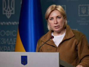«Сейчас мы ведем переговоры только о 38 тяжелораненых бойцах»: Ирина Верещук об эвакуации из Мариуполя