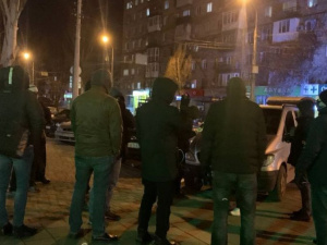 В Мариуполе задержали рекетиров, работают десятки правоохранителей (ДОПОЛНЕНО)