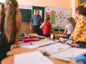 В украинских школах в первые месяцы учебного года введут «корректирующее обучение»