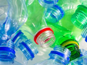 В Мариуполе не будет урн для пластиковых бутылок?