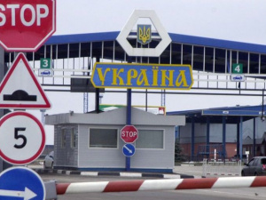 Какую категорию граждан на украинской границе и КПВВ начали пропускать без очереди
