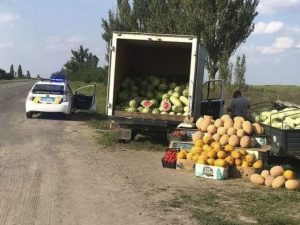 В Мариуполе несанкционированные придорожные торговые точки будут штрафовать