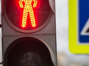 Мариупольцы требуют новый светофор на одном из перекрестков города