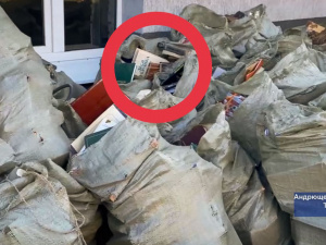 В окупованому Маріуполі знищують українські книги - під заборону потрапила Леся Українка