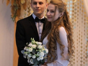 Свадебный рекорд установлен в «зеркальную» дату в Мариуполе