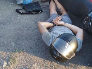 Полицейская погоня за Kawasaki закончилась в Мариуполе скоростным падением (ФОТО)