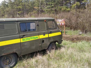 Въезд на территорию лесов запрещен: лесхоз проводит рейды в Донецкой области