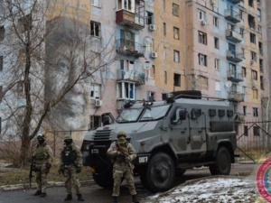 Авдеевка третий год живет без судебной власти