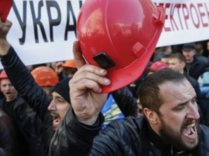 Руководителей шахт Донецкой области, в которых проходят забастовки, увольняют