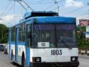 Отмена движения троллейбуса №15 на части маршрута в Мариуполе продлена на 19 дней