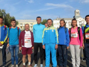 Мариупольская команда в марафоне обошла 2500 атлетов со всей Украины