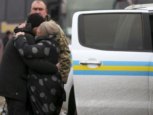 Пленникам боевиков выплатят денежную помощь в Мариуполе