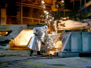 Прекращение поставок и массовые увольнения: чем грозит повышение налогообложения для украинских металлургов