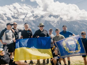 Мариупольская семья покорит наивысшую гору западной Европы (ФОТО)