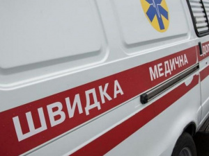 Резкое торможение маршрутки привело мариупольчанку к госпитализации в нейрохирургию 