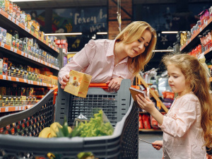 У жовтні в Україні прискорилося зростання цін – які продукти подорожчали найбільше