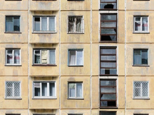 Ремонт конструктивов: кого из мариупольцев могут временно выселить из квартиры? (ФОТО)