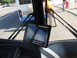 На проблемный маршрут Мариуполя вышли новейшие троллейбусы с электронной начинкой (ФОТО+ВИДЕО)
