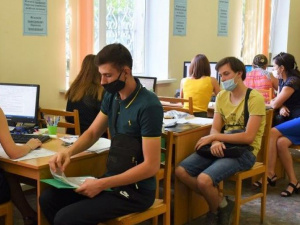 В Украине стартовала вступительная кампания в вузы: что нужно знать абитуриентам