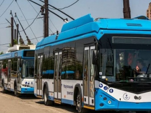 В Мариуполе временно отменили движение троллейбусов к ж/д вокзалу