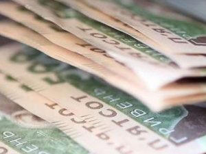 Для мариупольцев открыли дополнительные вакансии с зарплатами до десяти тысяч гривен (ФОТО)
