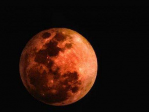 Жители Мариуполя смогут увидеть «кровавую» Луну