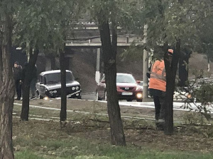 В Мариуполе под мостом в аварию попали три автомобиля (ФОТО)