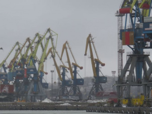 Как Мариупольский порт преодолевает проблему ж/д, Керченского моста и войны (ФОТО)
