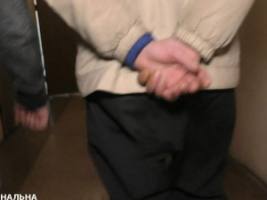 Разбил голову молотком и сбежал: мариупольцу грозит до 15 лет тюрьмы