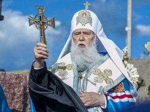 Церковная война: Филарет требует у суда восстановить Киевский патриархат