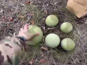 Феєричне дно: окупанти тягнуть на фронт самопальні бомби-кулі - подробиці