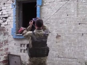 В сети опубликовано видео последствий танкового обстрела Авдеевки (ВИДЕО)