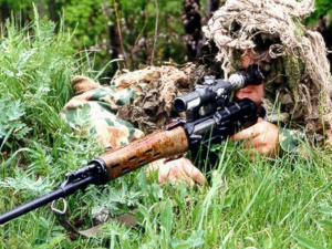 В секторе «Мариуполь» обстреляли очередь на КПВВ. Ранен мирный житель