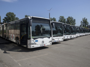 Виїхати неможливо – жителям окупованої Донеччини не продають квитки на автобуси