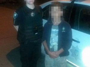 В Мариуполе среди ночи патрульные искали ребенка (ФОТО)