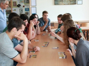 Мариупольские студенты разработали игру об истории Киевской Руси (ФОТО)