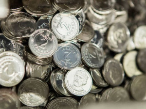 В Украине введут в обращение новые монеты