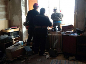 В Мариуполе в результате взрыва в квартире погиб мужчина (ФОТО+ВИДЕО)