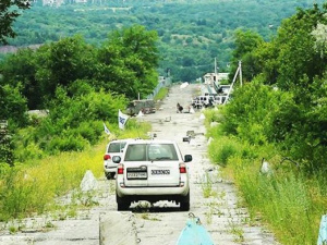 Миссия ОБСЕ: в 23 км от Мариуполя из минометов обстреляли поселок