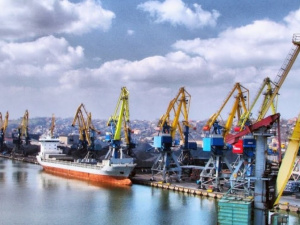 Глава одного из профсоюзов Мариупольского порта хотел стать директором для продажи ГП, - эксперт 
